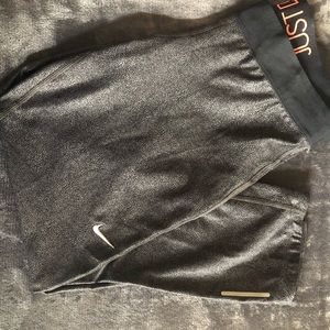 Niki leopard print crop leggings